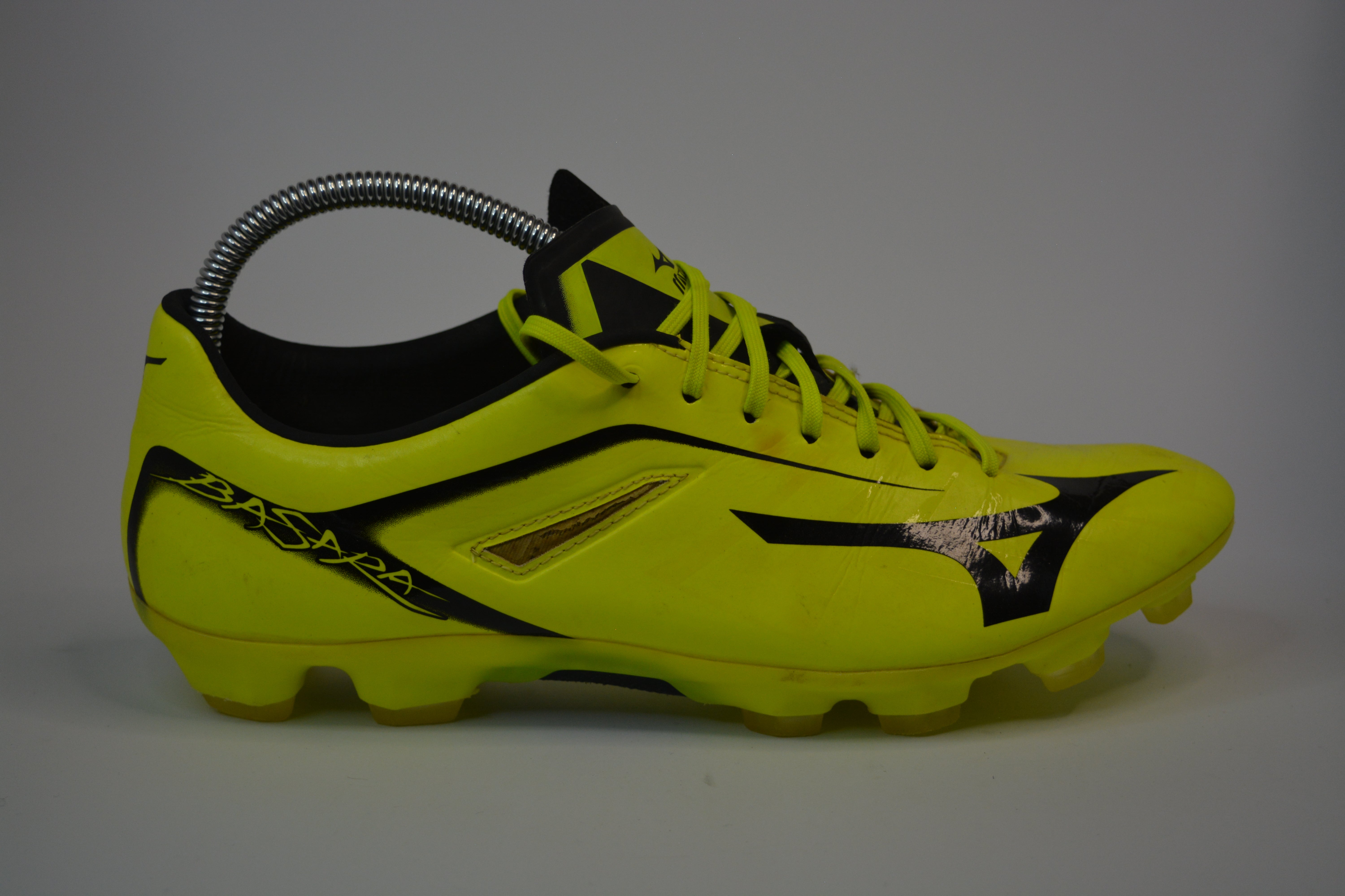 Mizuno Basara 001KL Football Boots