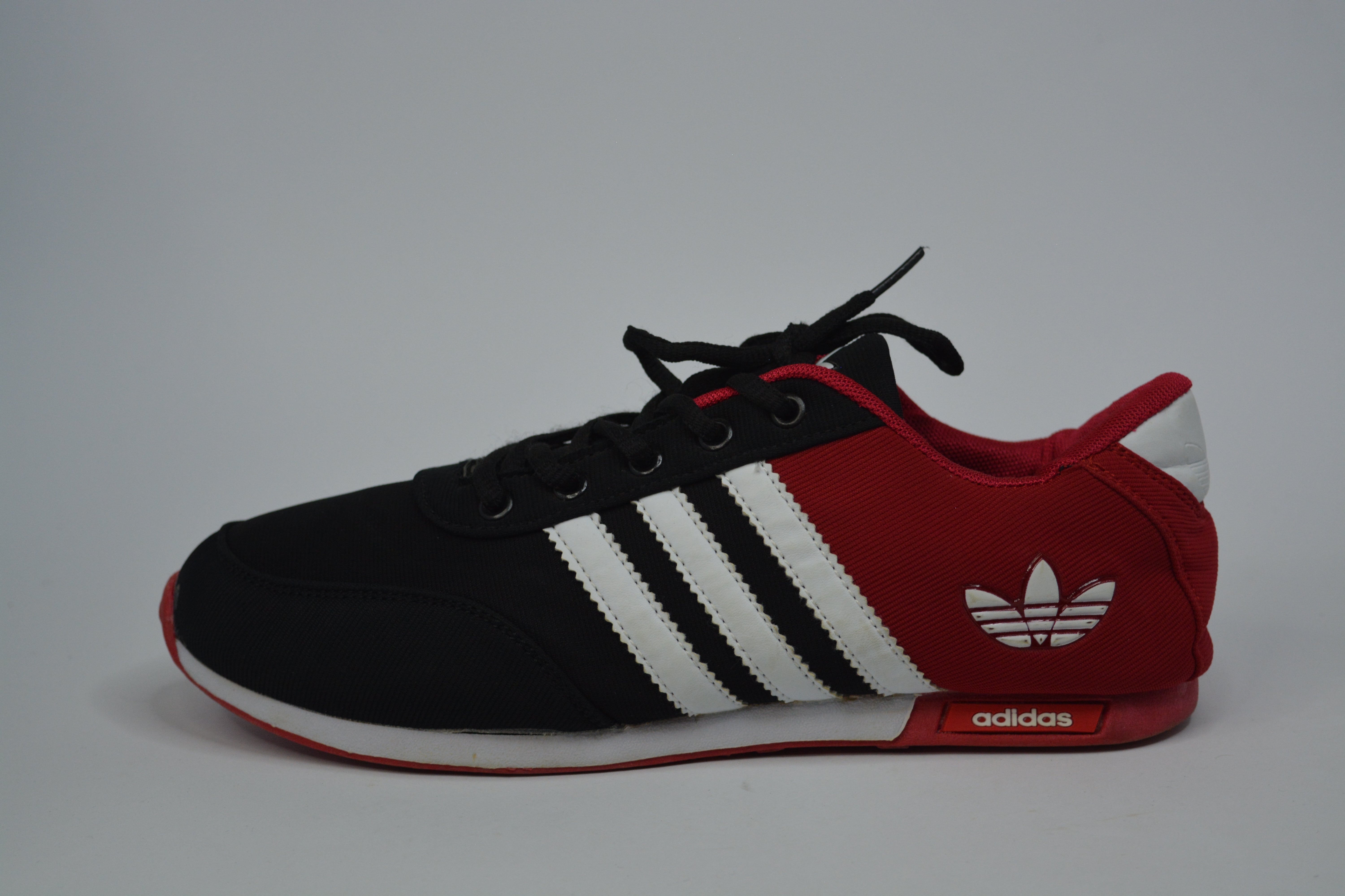 Adidas Retro Sport – Bold Comfort in Black & Red