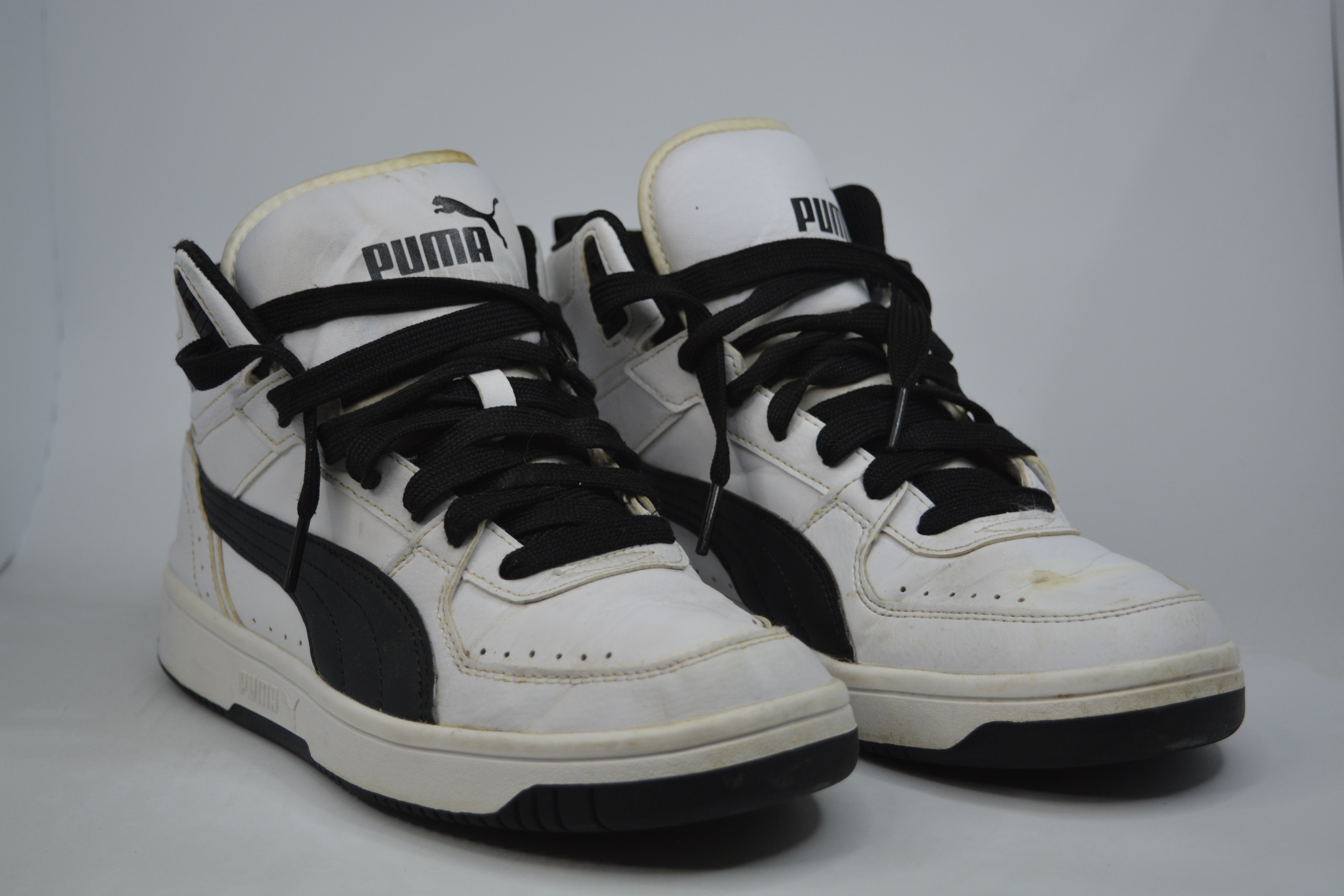 PUMA Rebound JOY Sneakers